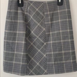 Checked skirt (white, grey, black, navy blue